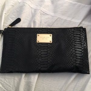 Michael Korea black snakeskin wristlet